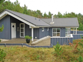Holiday Home Guththorm - 600m from the sea by Interhome